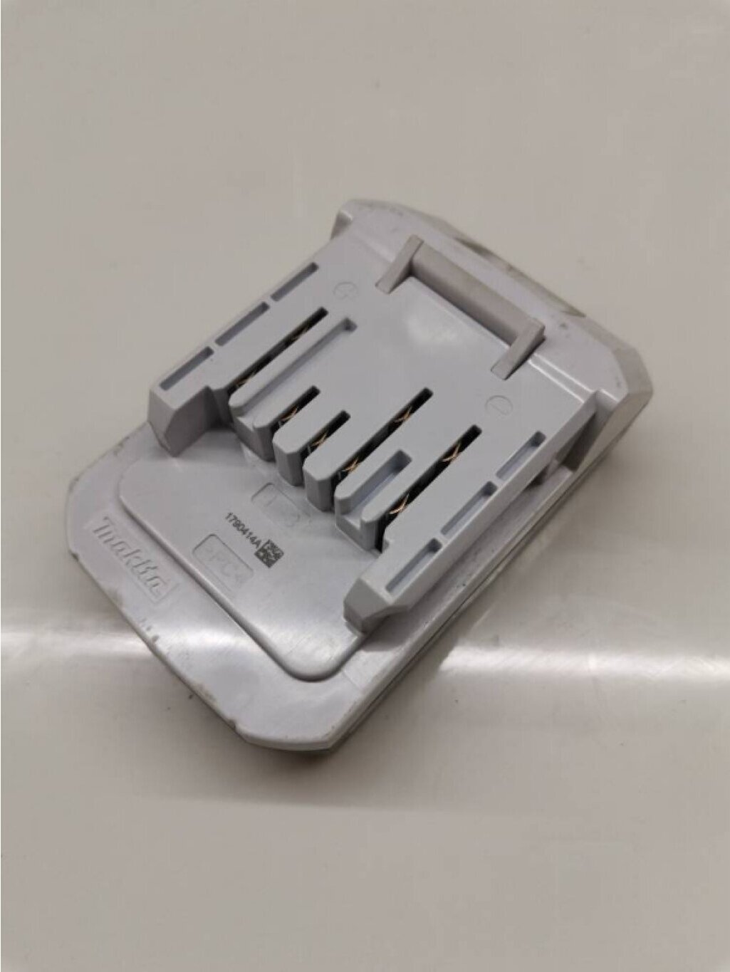 Аккумулятор Makita BL1815G Li-Ion 18В 1.5Ач - фото №13