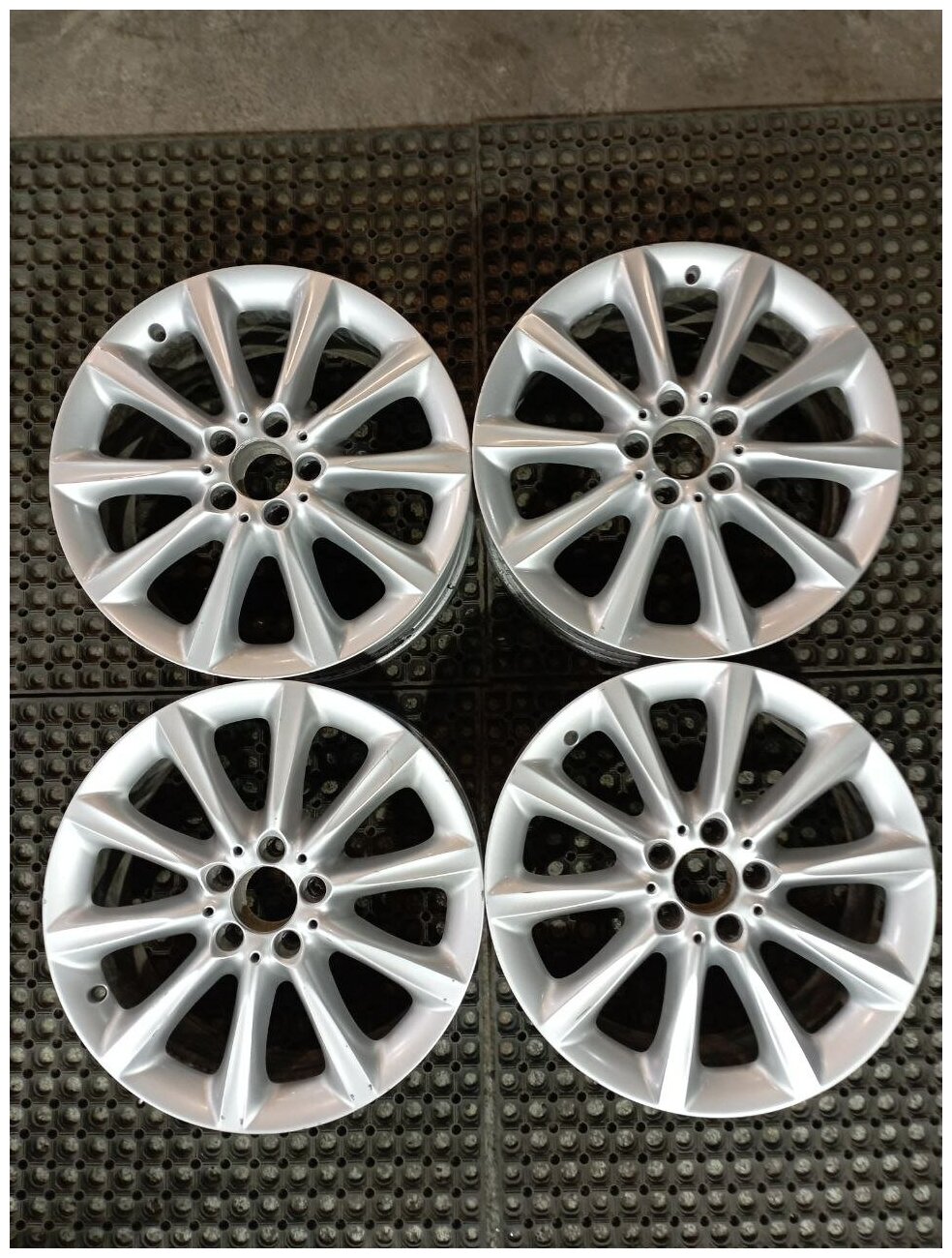 Колесные диски Mercedes 8xR18/5x112 66.6 (оригинал)