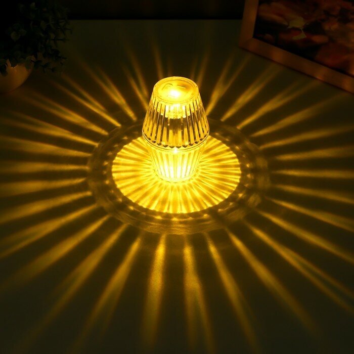 фото Ночник "Кристалл" LED от батареек 3хLR1130 прозрачный 6х6х10 см