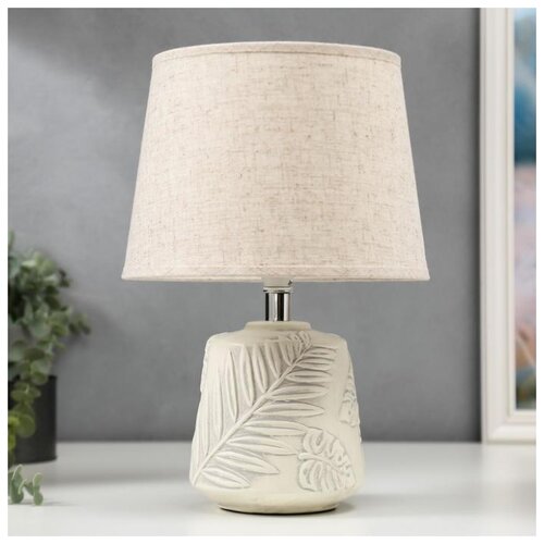 фото Лампа настольная risalux e14, 40 вт, бело-серый, 22*22*34 см