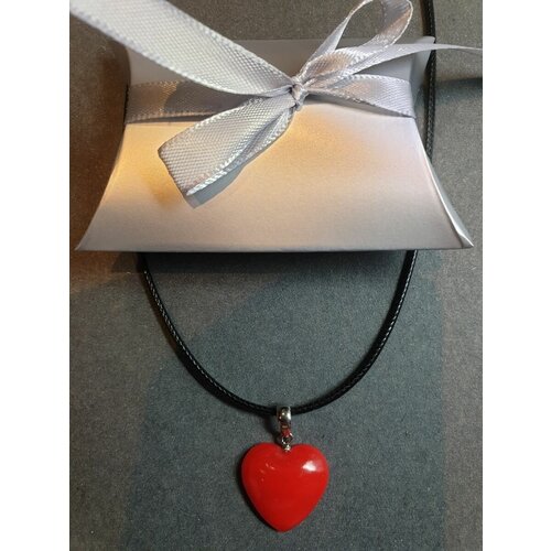 Чокер, алый