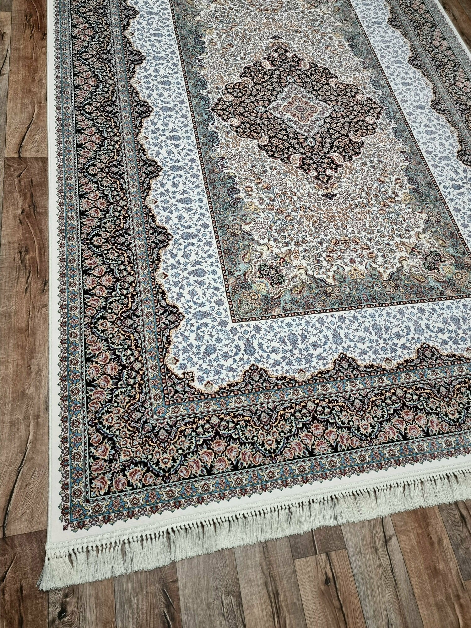 Персидский ковер Farrahi Carpet, Иран, размер 2х3 м