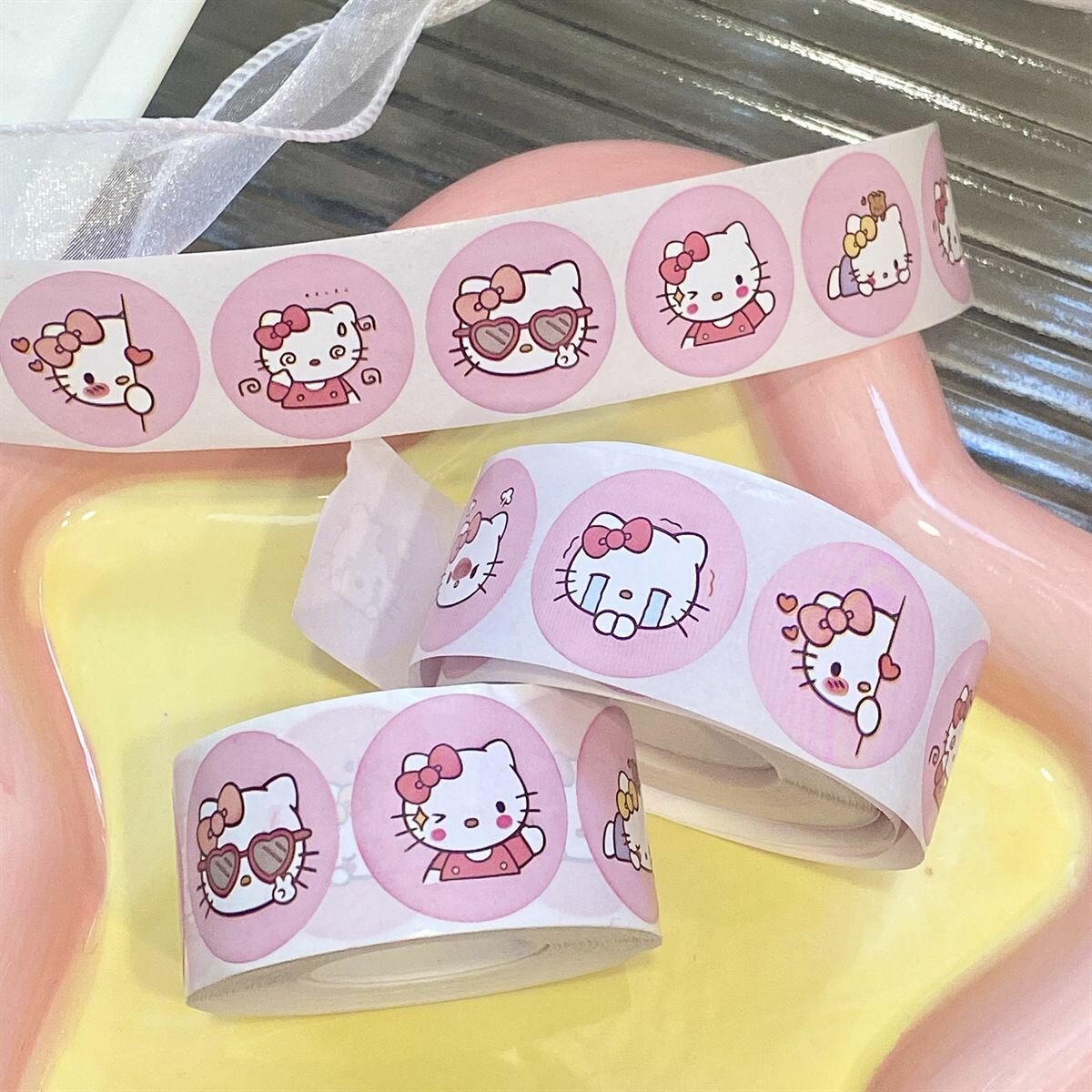 Наклейки Hello Kitty набор розовых стикеров с хеллоу китти 500 шт — фото 1
