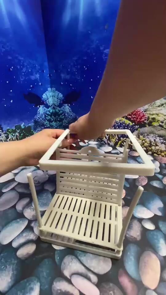 Отсадник для рыб с сеткой и перегородками 16х14х15 см — фото 1