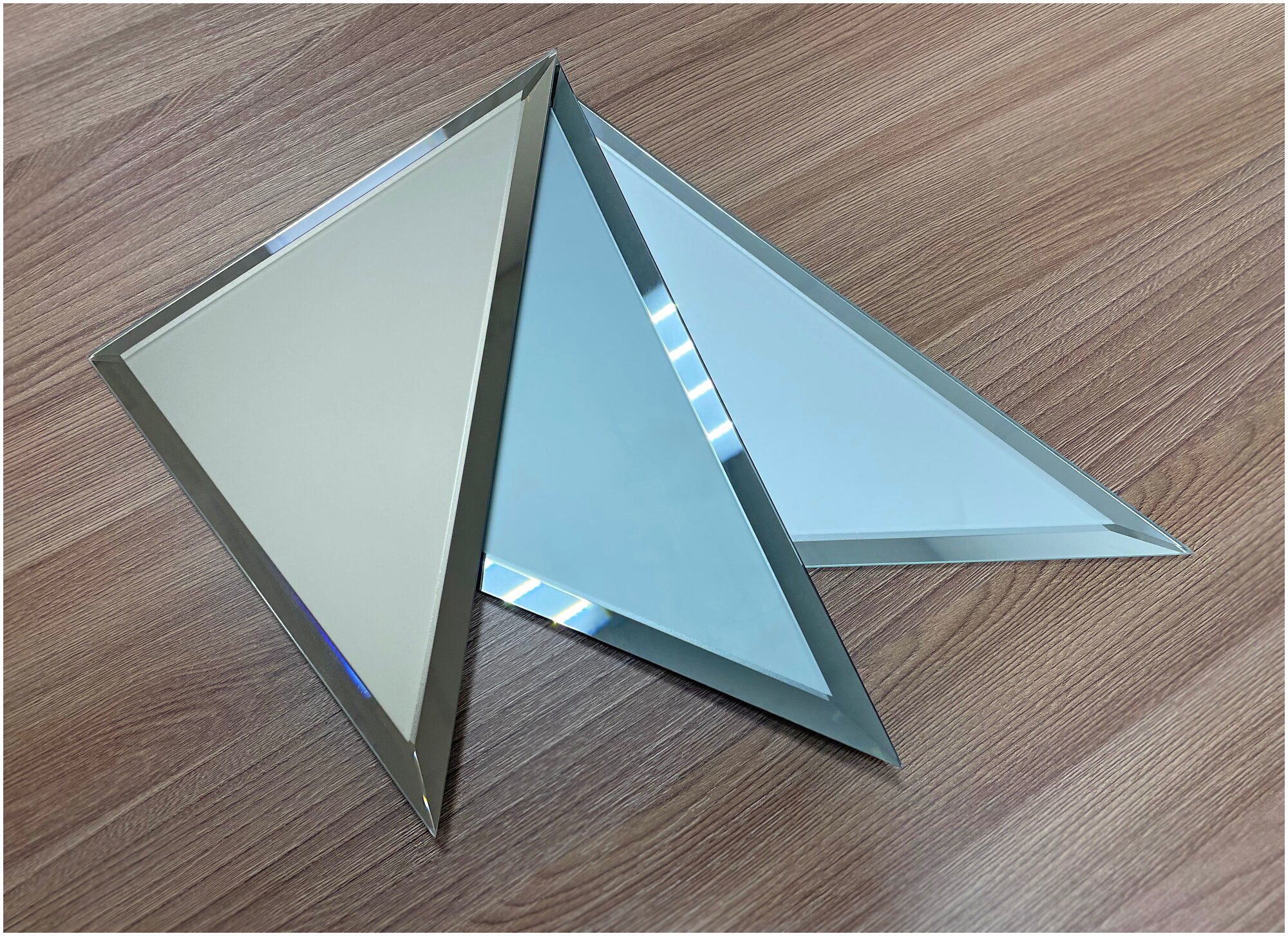 Зеркальная плитка ДСТ, панно на стену, треугольник графит матовый, 8 шт. 15х15 см. - фотография № 4