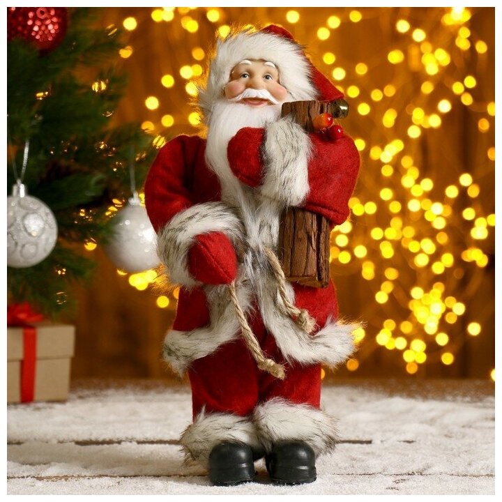 Фигурка Зимнее волшебство Дед Мороз в шубке с брёвнышком 3555414 29 см