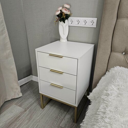 Изображение товара Прикроватная тумба KALININY DELAUYT, на 3 ящика, золотистая, ЛДСП