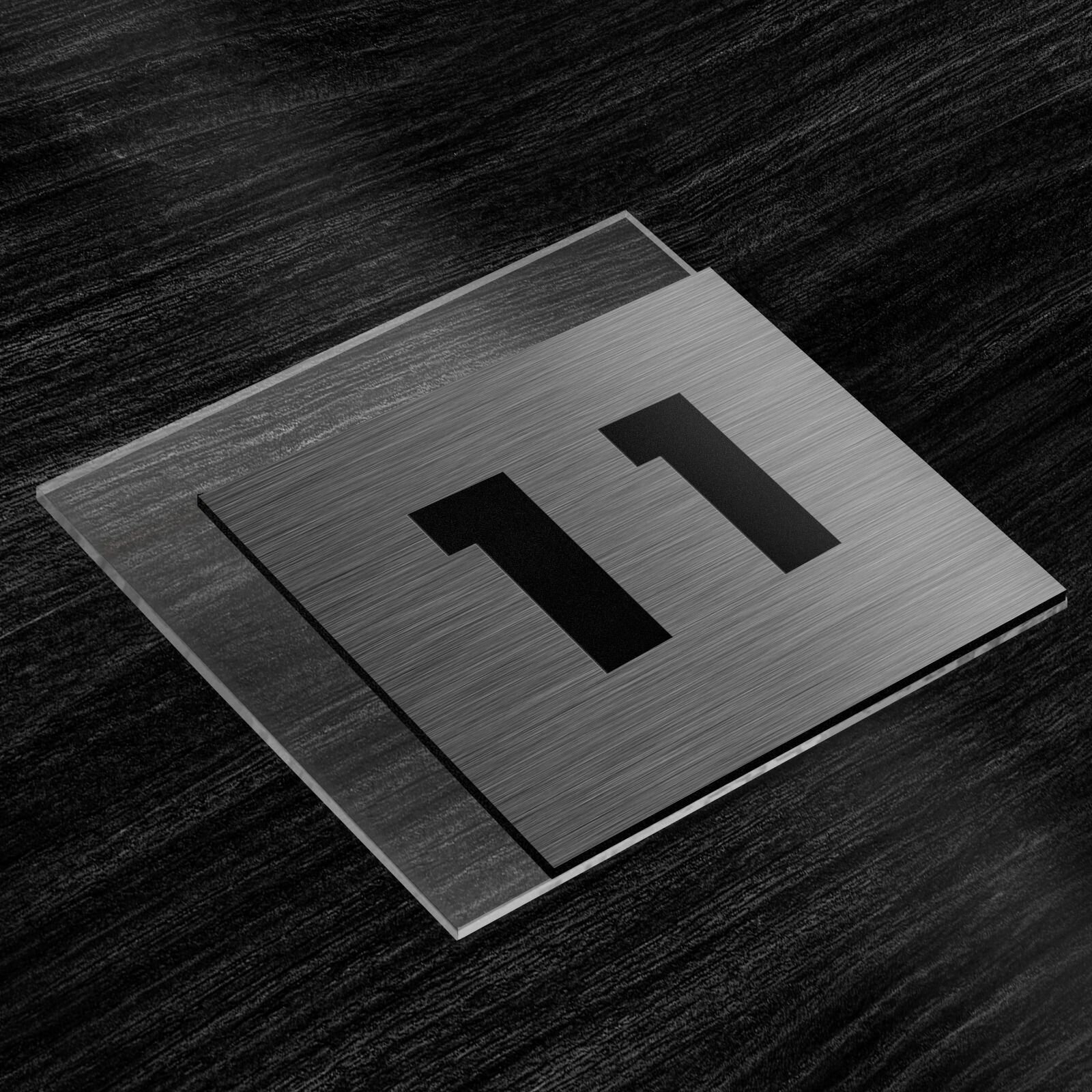 Изображение Цифры на дверь квартиры, табличка самоклеящаяся, 12х12см, царапанное серебро