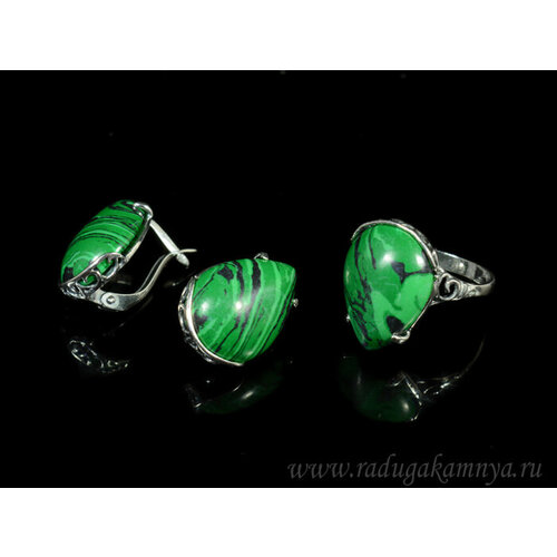 фото Комплект бижутерии: серьги, кольцо, малахит синтетический, размер кольца 20, зеленый кольцо серьги с малахитом имитация размер 20