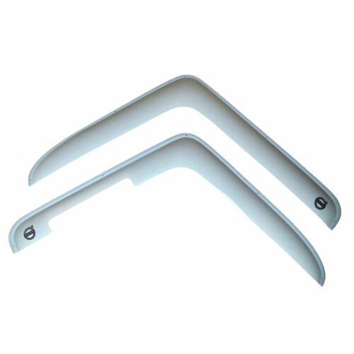 Дефлектор двери (ветровики) с лого на VOLVO FH12 (белые)