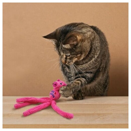 KONG игрушка для кошек "Вубба - кролик" 20 см с кошачьей мятой цвета в енте . - фотография № 2