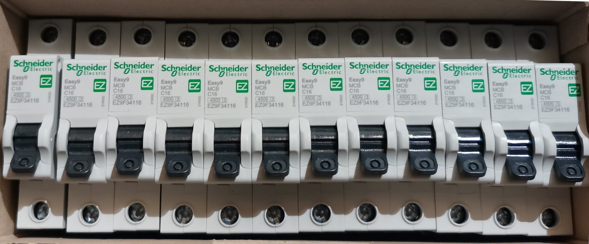 Автоматические выключатели Schneider electric - фото №14