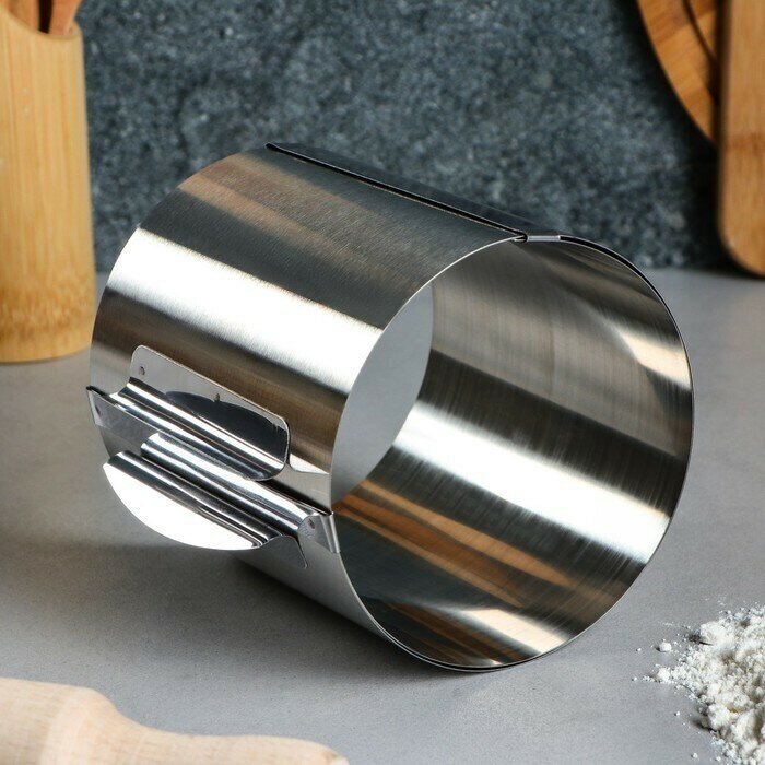 фото Форма для выпечки и выкладки с регулировкой размера "Круг", H-12 см, D-12-20 см