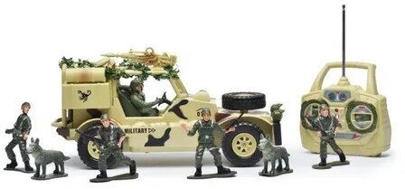 Р/У игрушка "Военный джип" MioshiArmy (30см с фигурками 4 солдата и 2 собаки, подсветка, звук)