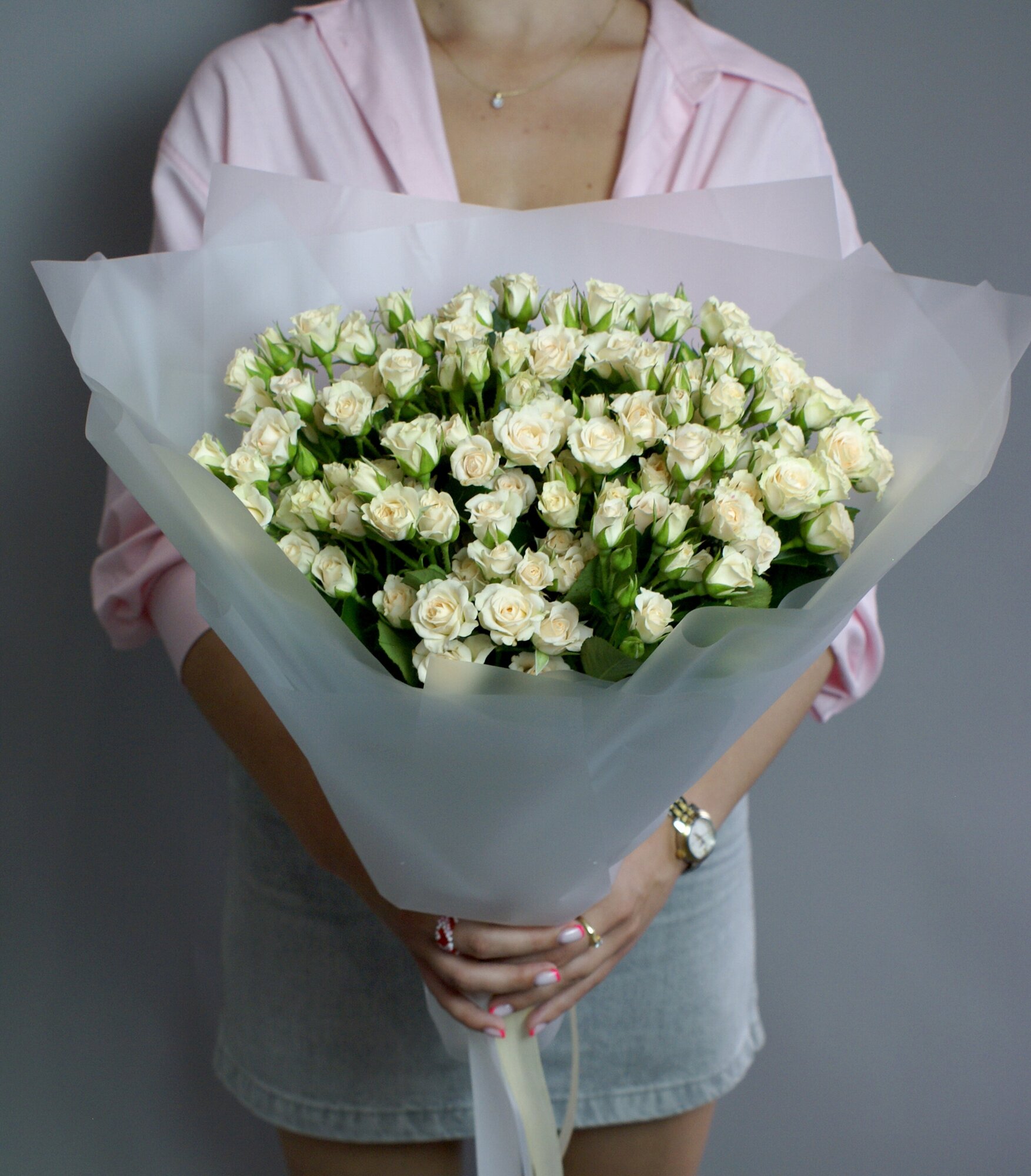 Розы кустовые белые 17 штук, "Цунами" 45 см