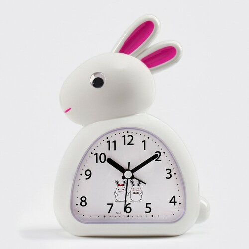 Часы - будильник настольные Зайчик детские плавный ход 135 х 18 см АА 805₽