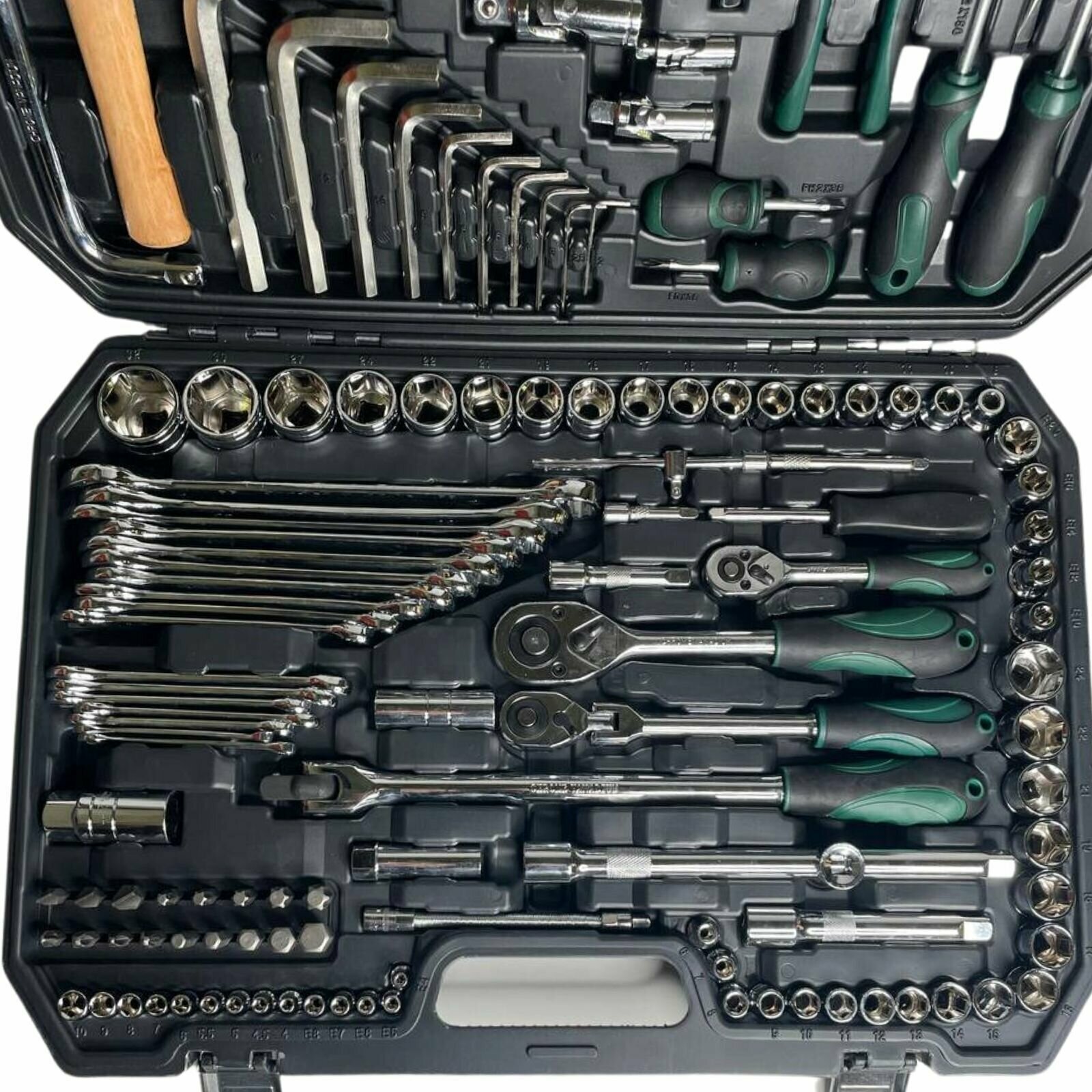 Набор инструментов для автомобиля 129 предметов в чемодане SATAVRP, набор ключей и головок, автоинструменты в кейсе - фотография № 4