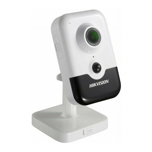 IP камера Hikvision 2.8мм (DS-2CD2463G0-IW)