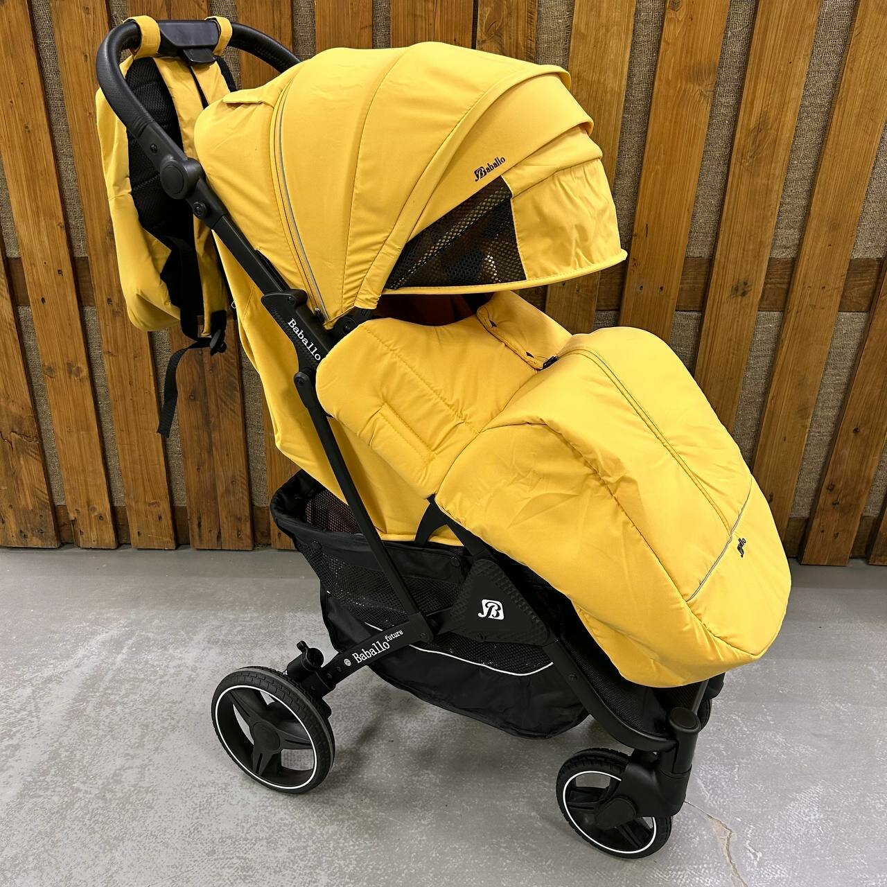 Детская прогулочная коляска Baballo future 2024, Бабало желтый на черной раме, механическая спинка, сумка-рюкзак в комплекте
