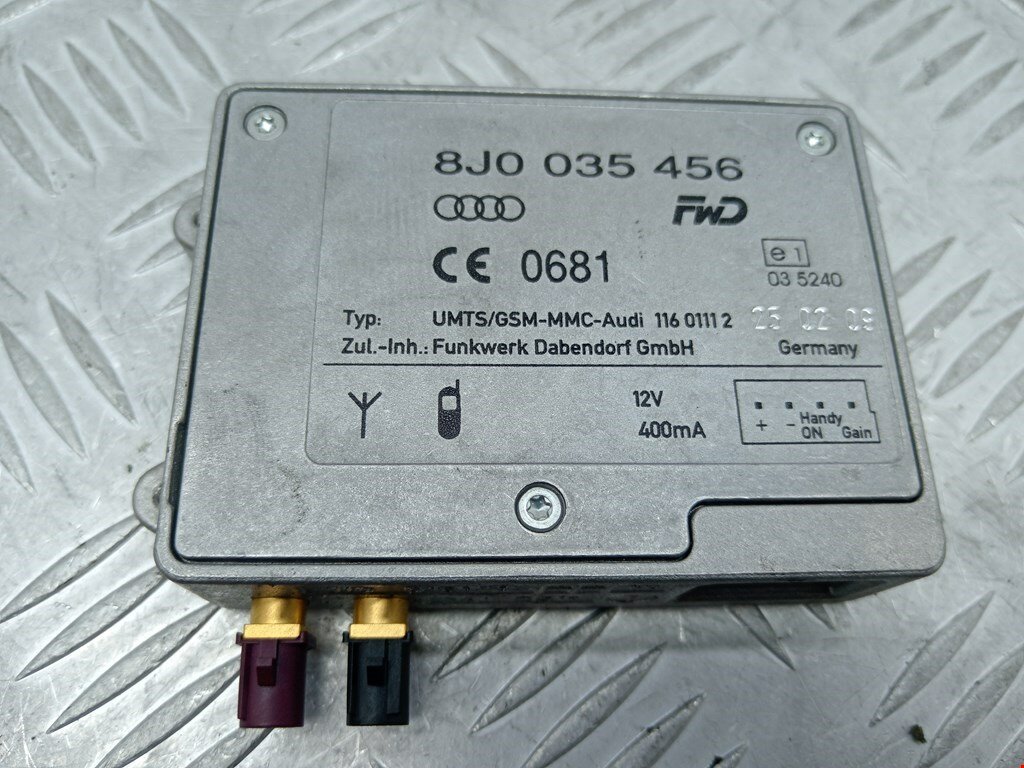 Усилитель антенны Audi A4 B8 8J0035456A арт. 1789349