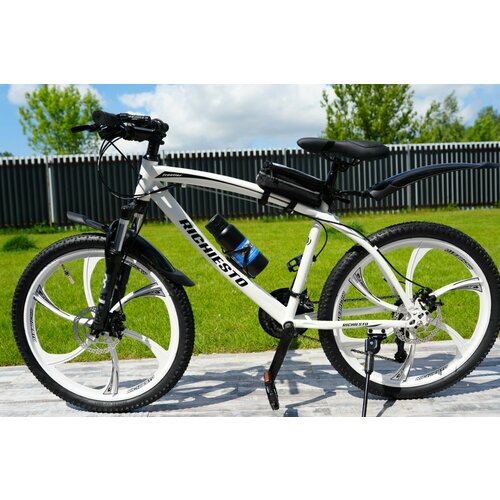 Велосипед Richiesto 24 колеса 24 дюйма Литые диски алюминиевый сплав рост 135 - 165 белый 2650000₽