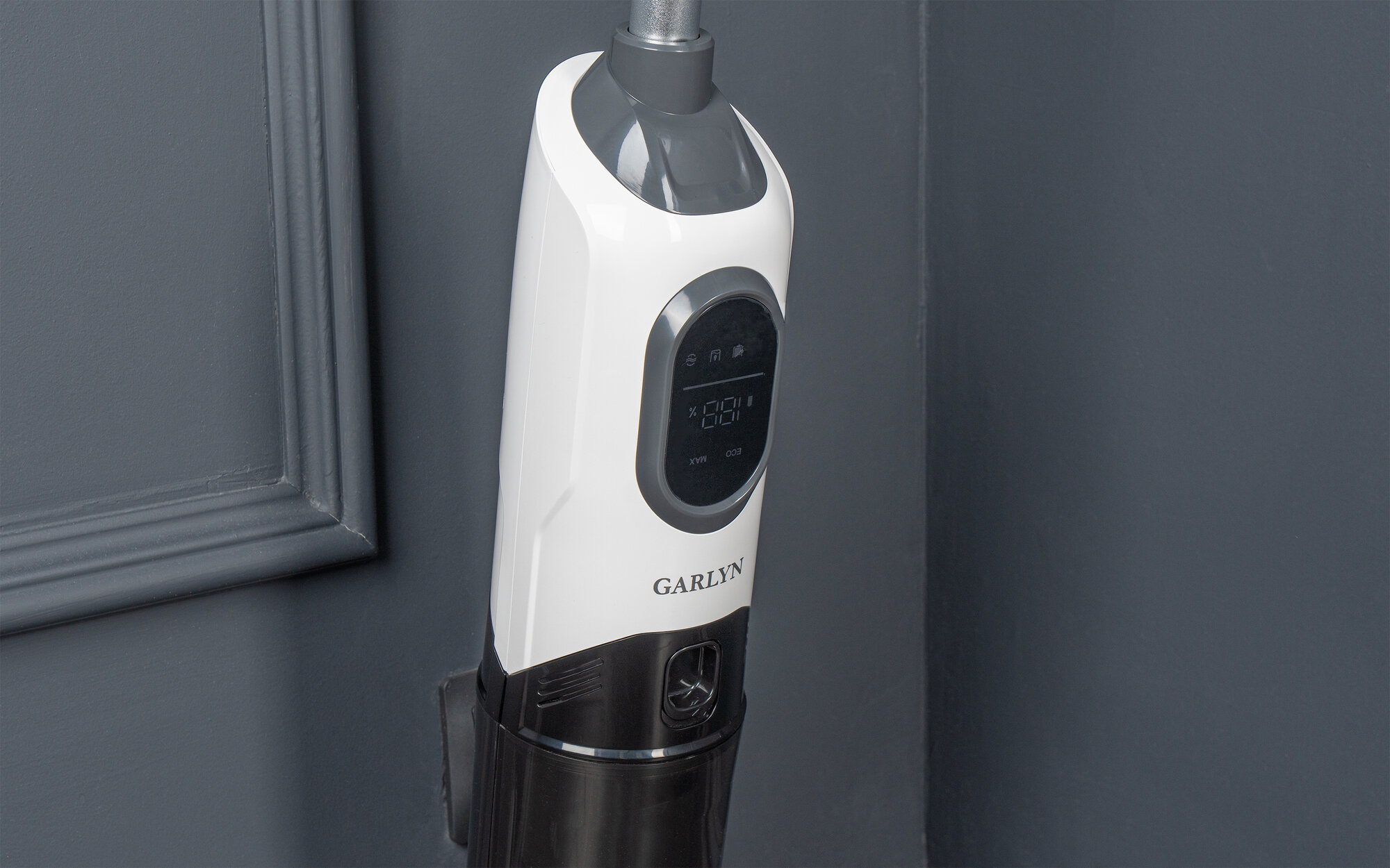 Обзор: Пылесос Garlyn Aqua Base 3, вертикальный, моющий, 2 в 1, белый