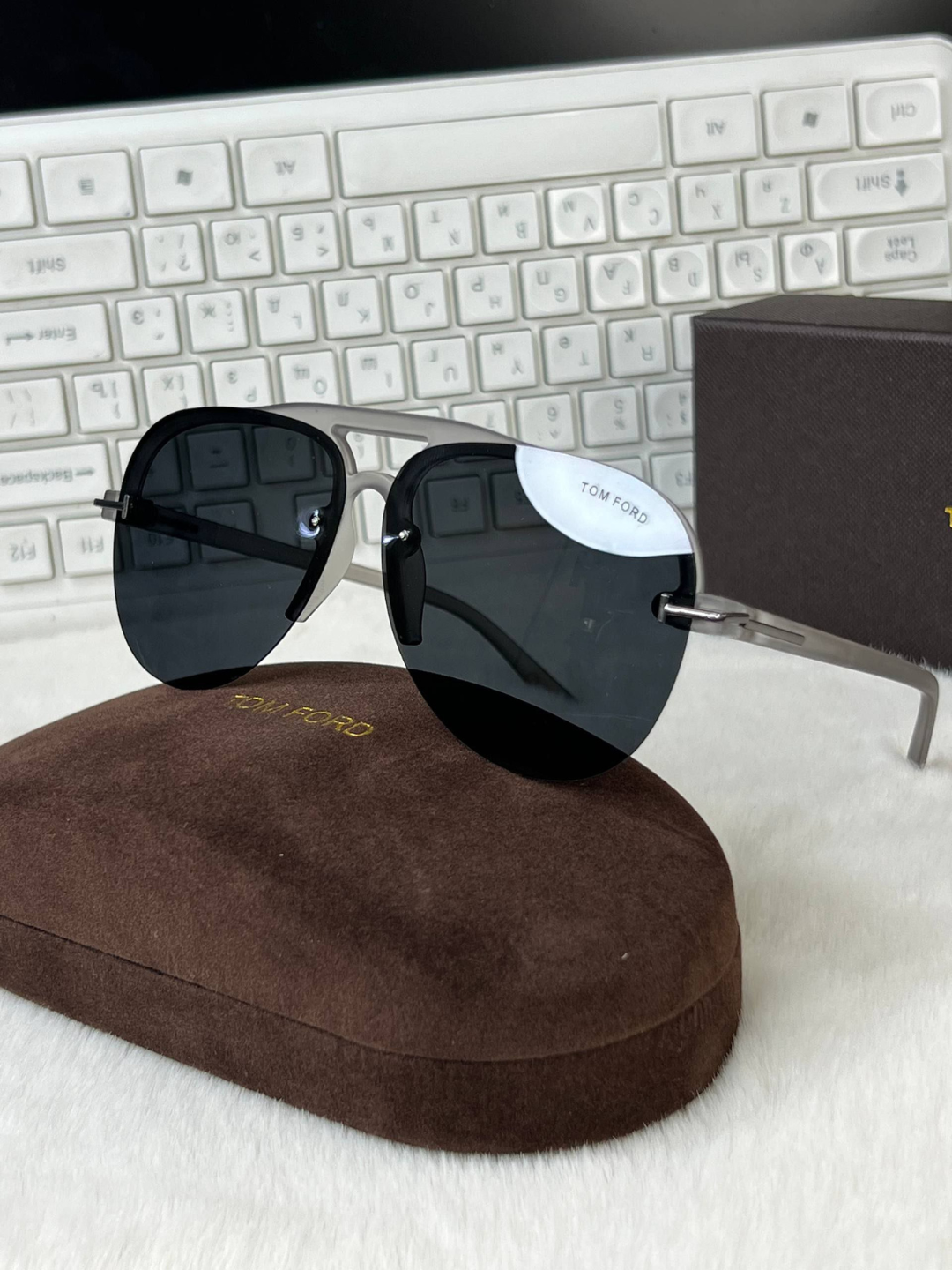 Солнцезащитные очки