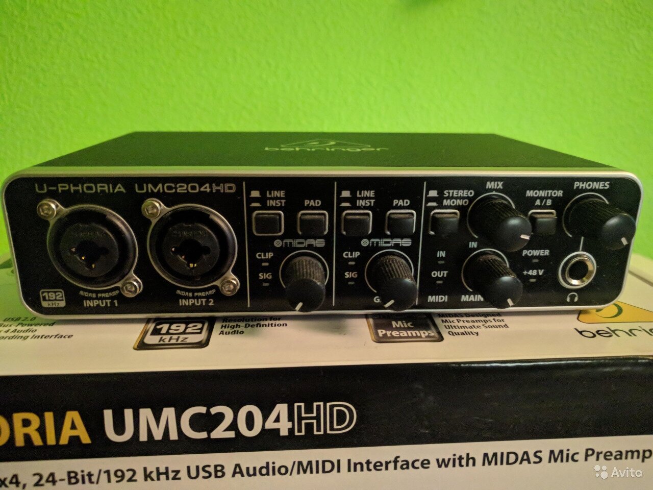 Аудиоинтерфейс BEHRINGER UMC204HD - фотография № 5