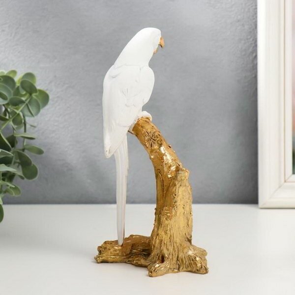 Сувенир полистоун "Белый попугай Ара на золотом дереве" 20х7х10.5 см