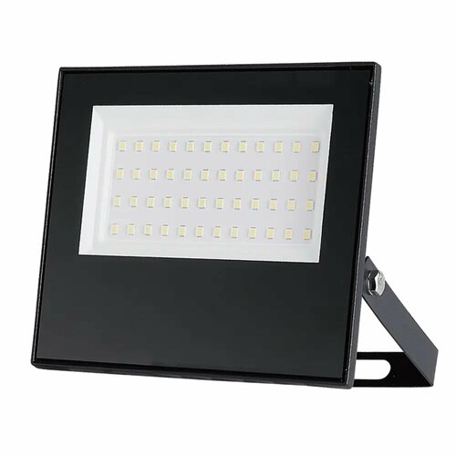 Прожектор светодиодный уличный 52824 1 70 Вт 6500K IP65 холодный белый свет 1090₽