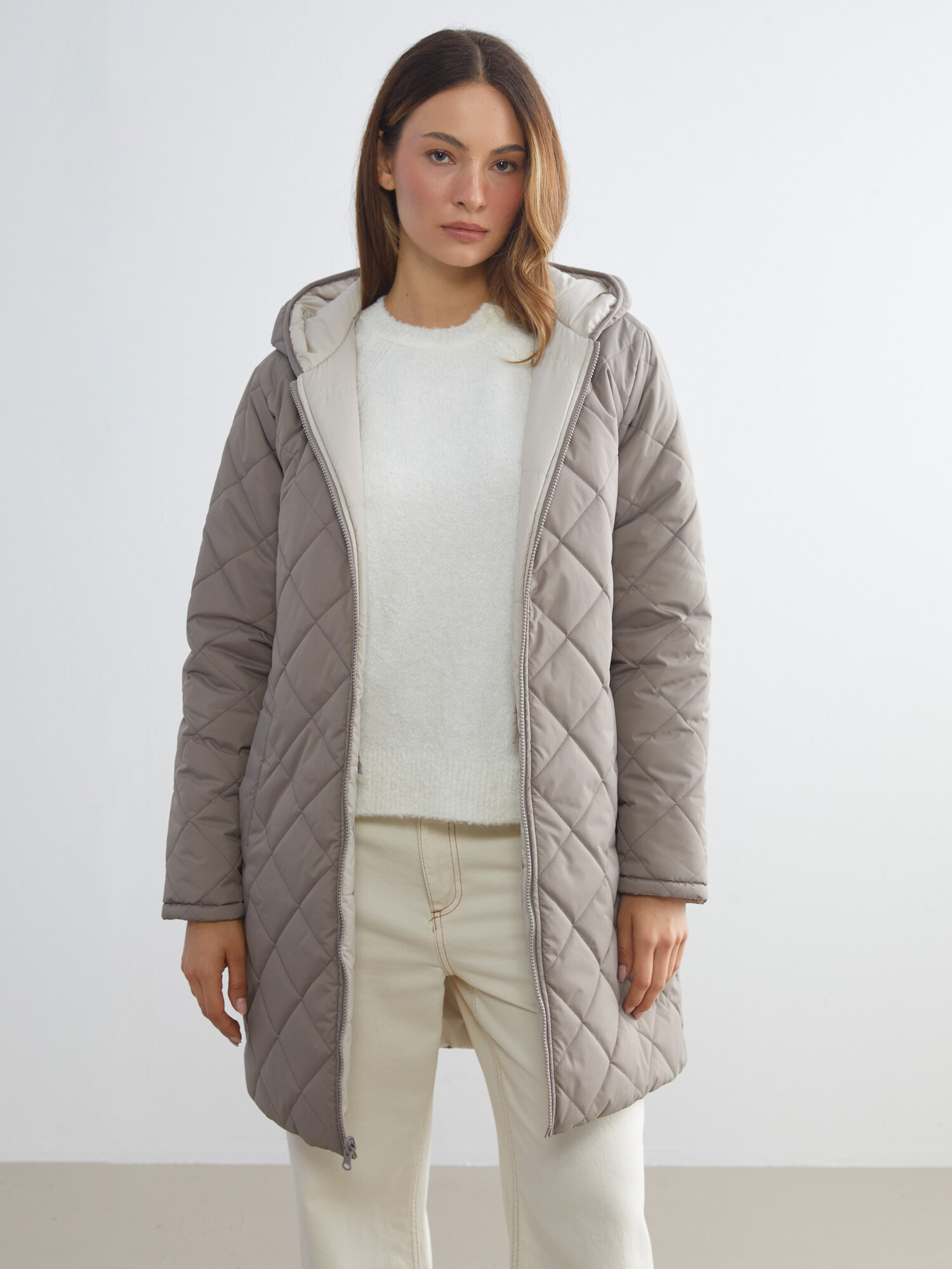 Пуховик  размер 50 светло-коричневый