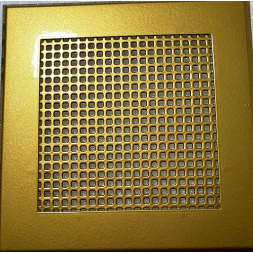Вентиляционная решетка металлическая на магнитах 100х100мм. Перфорация "рисунок" квадрат. Цвет: золотой