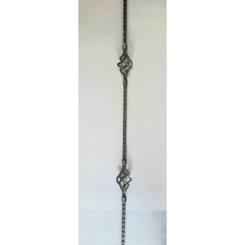 Балясина кованая 5 шт из квадрата 12*12 прожатого с 2-мя корзинками, 1 метр