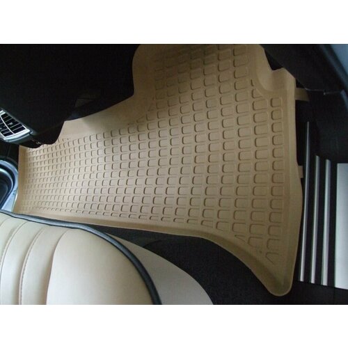 Резиновые коврики в салон автомобиля Range Rover Sport 2005-