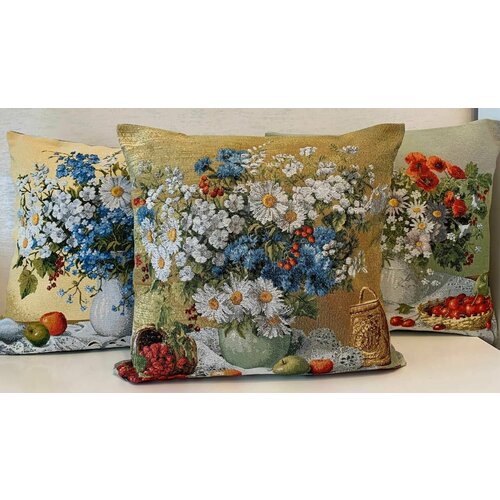 Гобелен комплект декоративных наволочек из 3-х штук 45х45 см Натюрморт Цветы и фрукты 4300₽