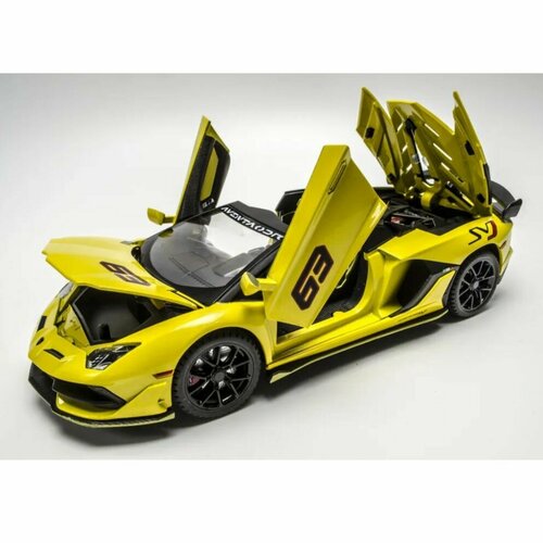 Машинка коллекционная Lamborghini Aventador со съемной крышей 1:24, металлическая, свет, звук подарок для мальчика машинка металлическая инерционная lamborghini aventador 1 24 черная свет звук