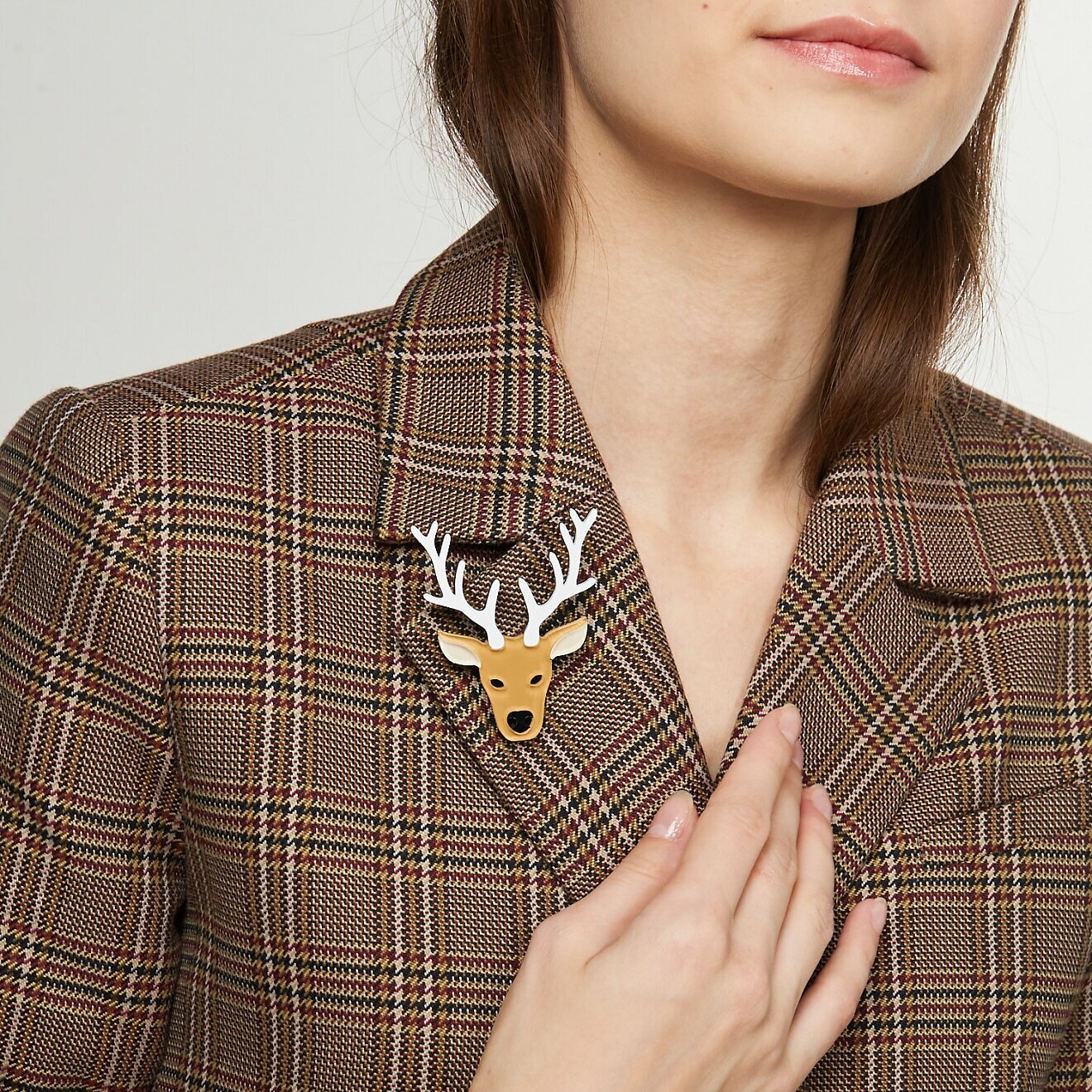 Брошь MONOLAMA, бежевый — фото 1