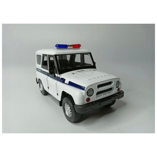 Коллекционная машинка игрушка металлическая УАЗ-469 для мальчиков масштабная модель 1:24 белый