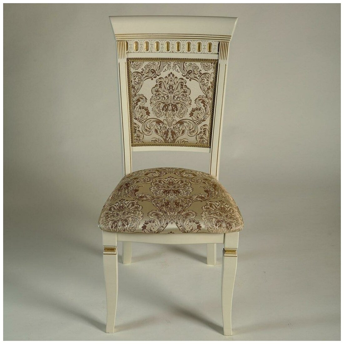 Деревянный стул со спинкой эмилия