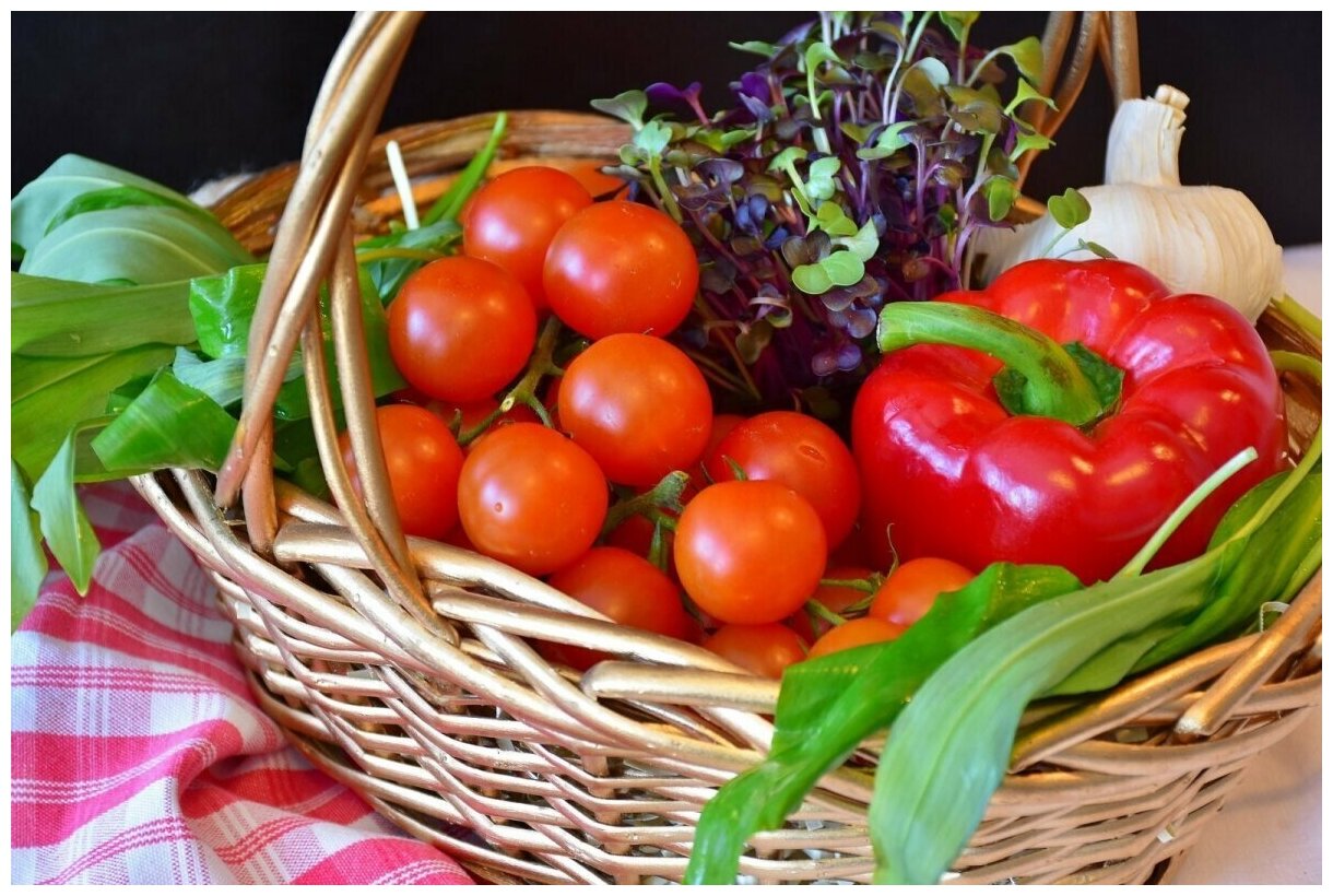 Грунт торфяной питательный 5 л, для выращивания овощных и ягодных культур на балконе или подоконнике - фотография № 3