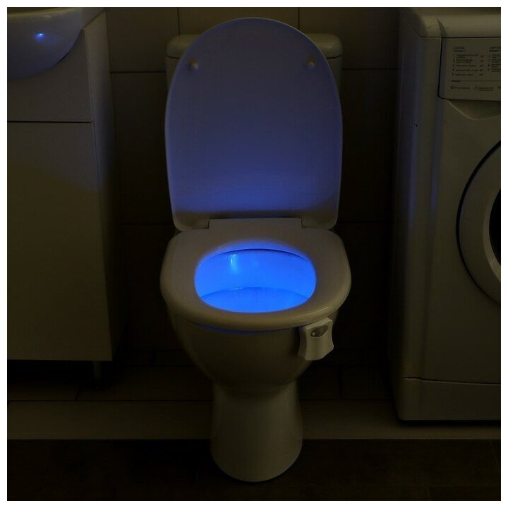 Светильник для туалета с датчиком движ., RGB, 3 Вт, IP68, от бат. 3*AAA, белый - фотография № 11