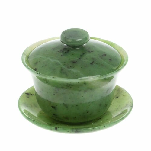 Гайвань из камня нефрит на блюдце 127836 31300₽