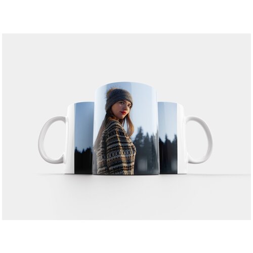фото Кружка "девушка, природа, зима" 320 мл lotsprints