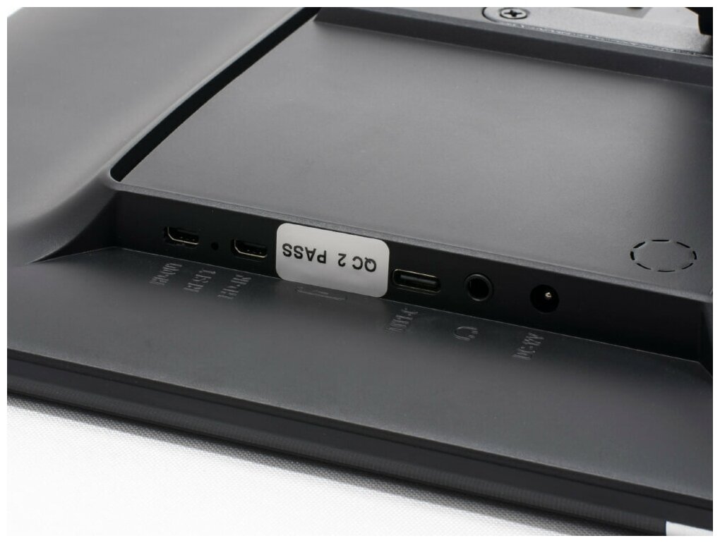 AVEL Комплект из двух навесных Android мониторов 133" на подголовник и HDMI провода 2 x AVS1220AN (01) + AV01HDMI