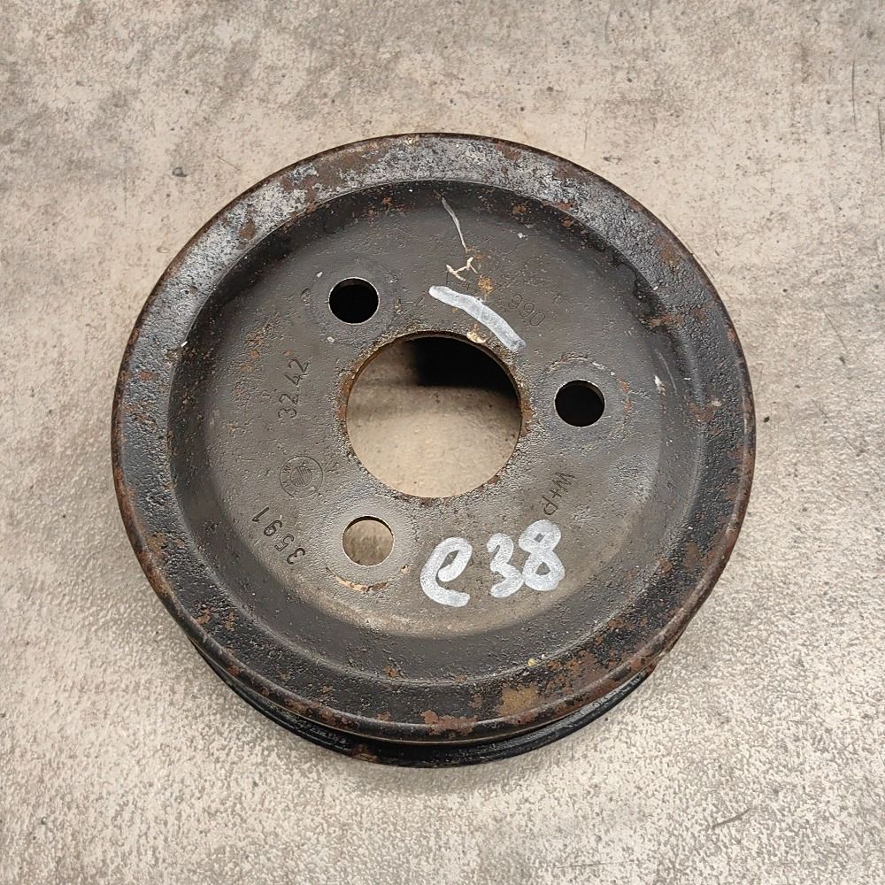 Шкив насоса ГУР, BMW 7 E38, 32421437990
