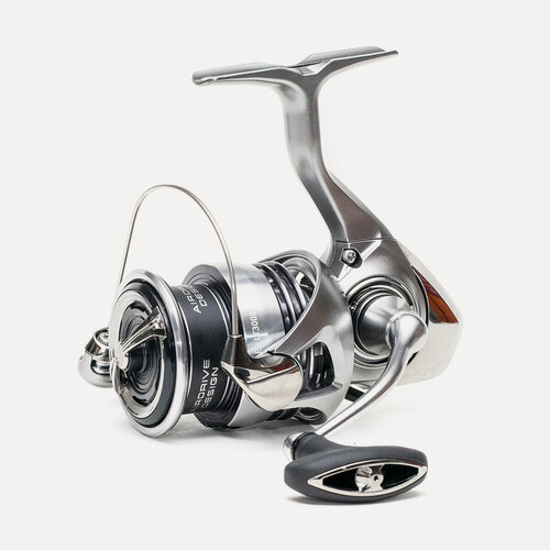 Изображение товара Катушка безынерционная Daiwa 23 EXCELER LT 3000-CXH, цвет серебристый