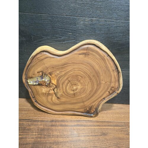 Деревянная разделочная доска