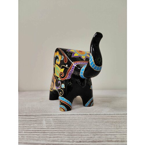 Слон деревянный расписной