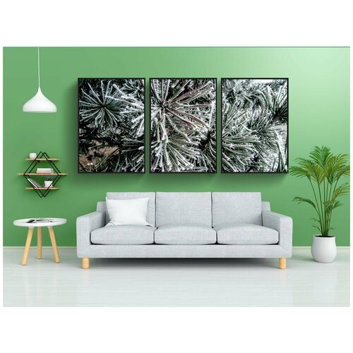 фото Набор модулных постеров для интерьера "фрост, рождественская елка, зима" 60x90 см. в тубусе, без рамки lotsprints