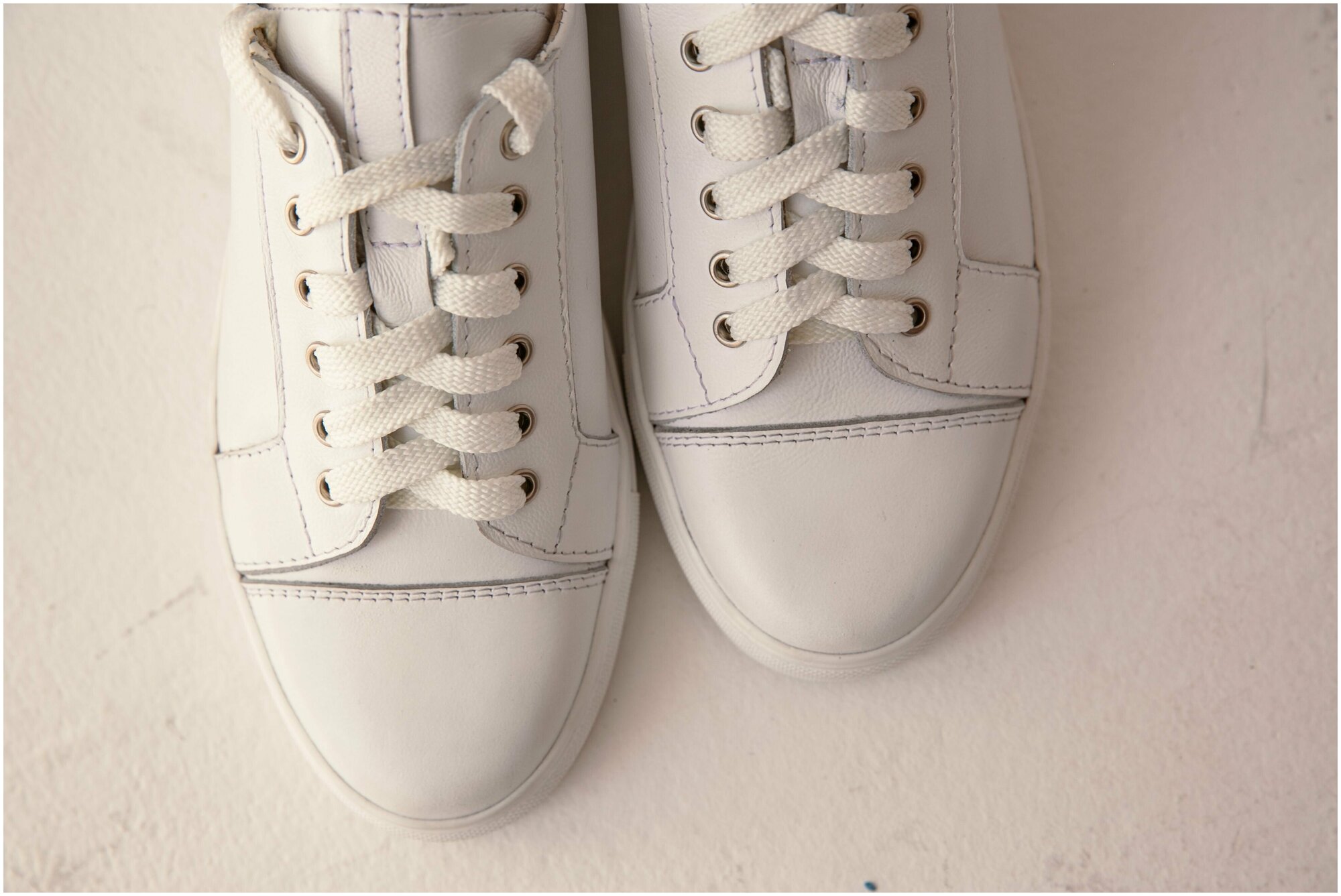 Шнурки плоские для спортивной обуви, 100 см, белые, 1 пара - фотография № 4